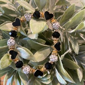 Black heart beaded bracelet